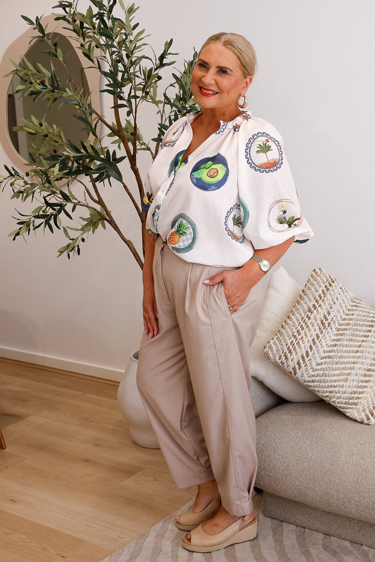 Joy | Eleganckie zwiewne spodnie z kantem