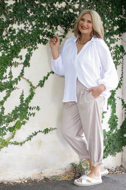 Joy | Eleganckie zwiewne spodnie z kantem