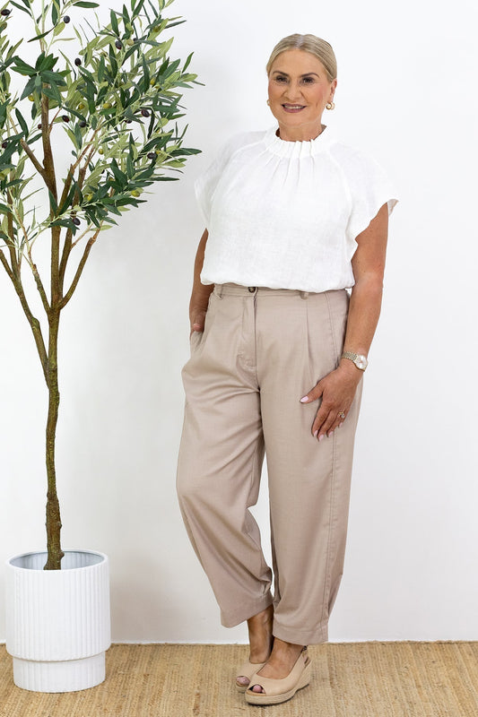 Joy | Eleganckie zwiewne spodnie z kantem